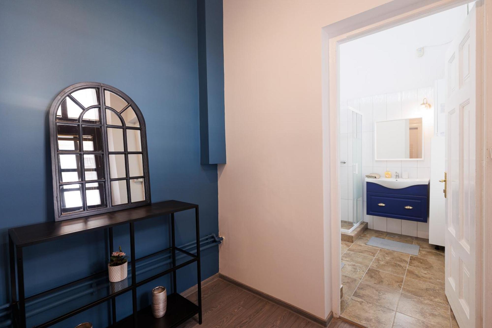 Hidden Gem In The Hearth Of Historical City Center تيميشورا المظهر الخارجي الصورة